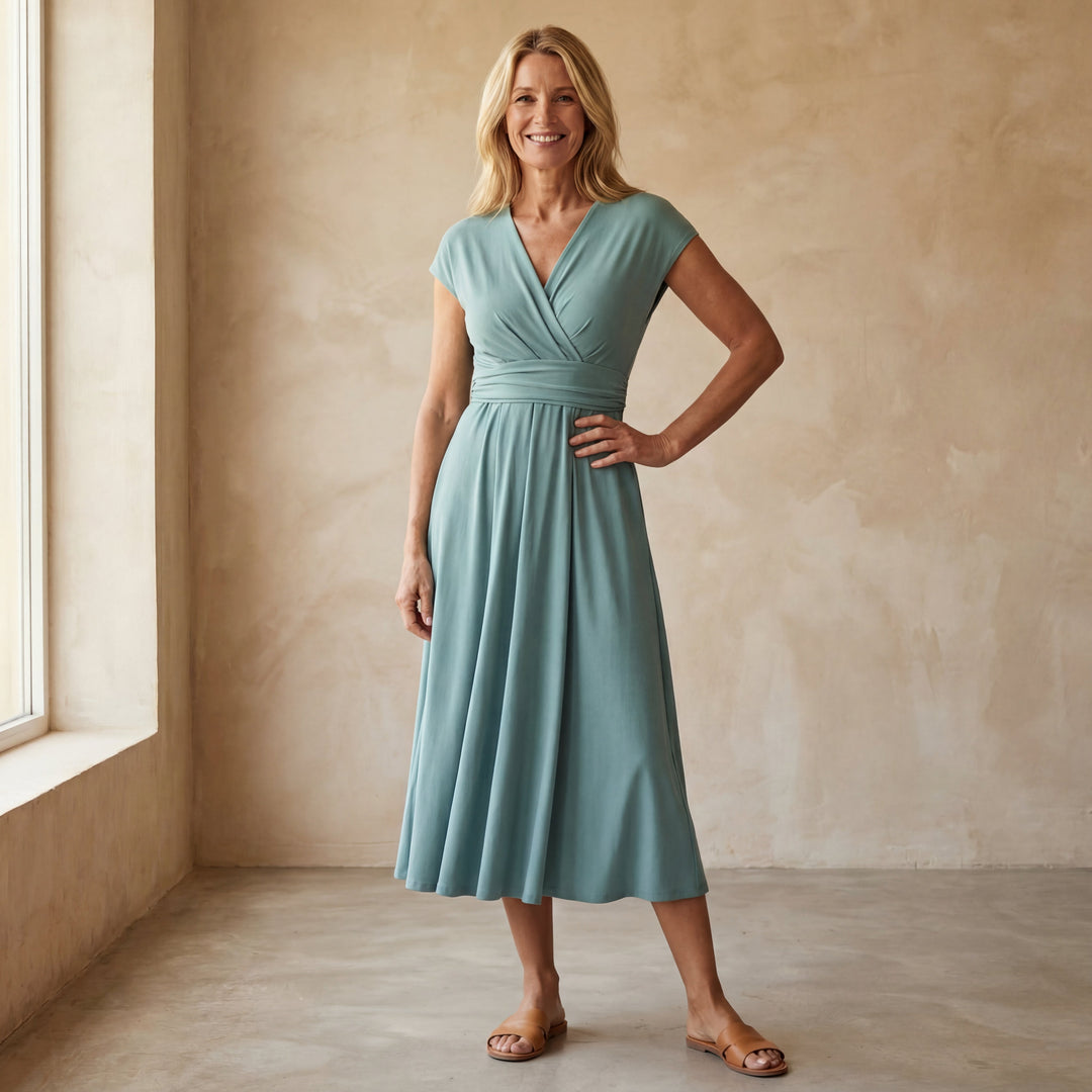 ILIANA - STYLISH V-NECK DRESS