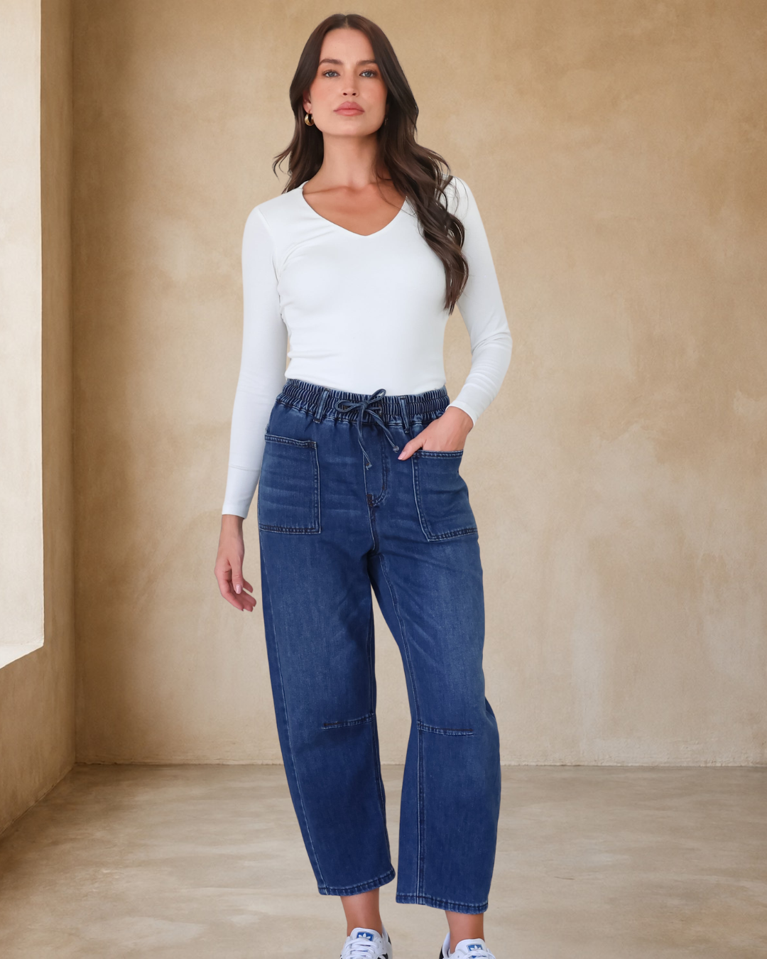 Lowen Barrel Jeans - Elasticated Waist Patch Pocket & Knee Detail Jeans in Dark Denim