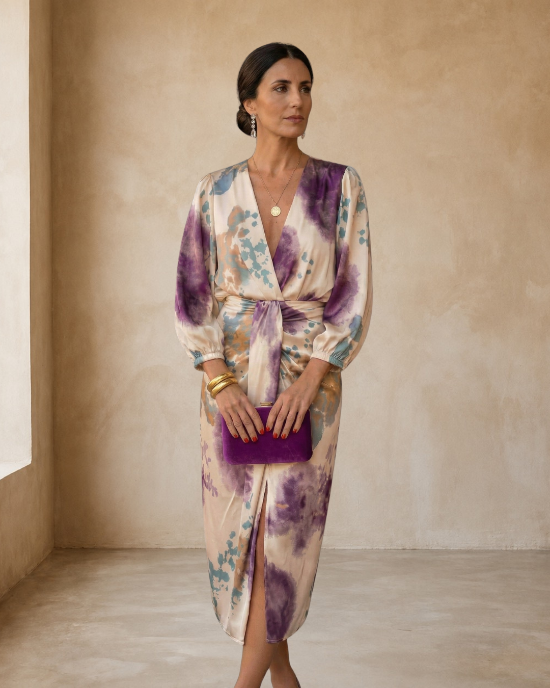 Valeria - Elegant Dress with V-Neck