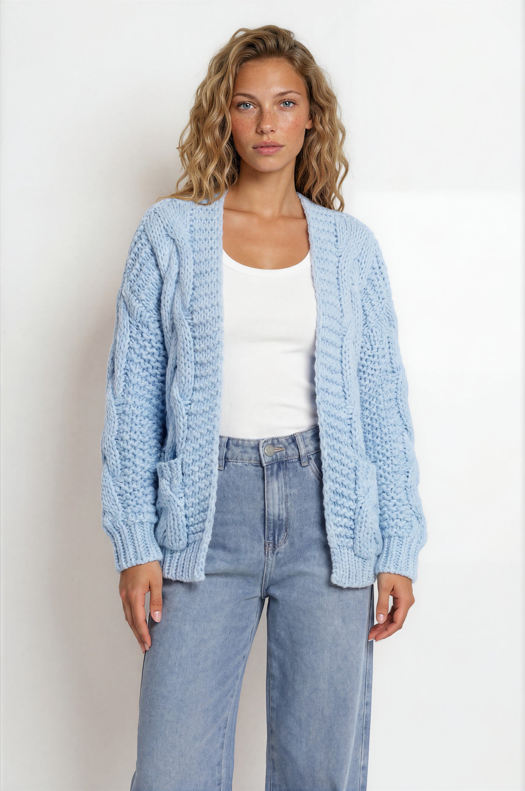 Kash Jeans - Relaxed Mid Rise Mum Jeans in Light Denim