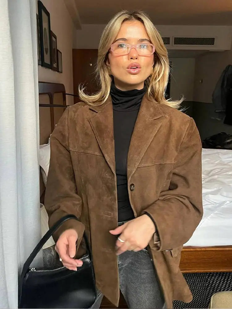 Zarina™ | Textured Bouclé Jacket — Final Edit